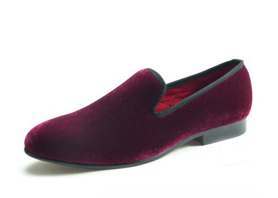 Bisnis Pria Velvet Rokok Sepatu Sepatu Men Brodered Red Suede Loafers