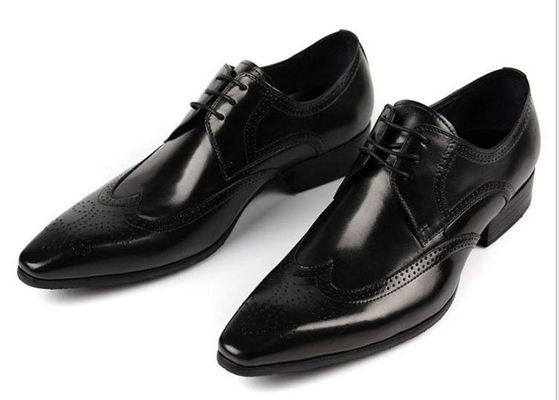 OEM Custom Klasik Pria Brogue Sepatu Hitam / Brown Kopi Ukiran Bunga Oxford Sepatu