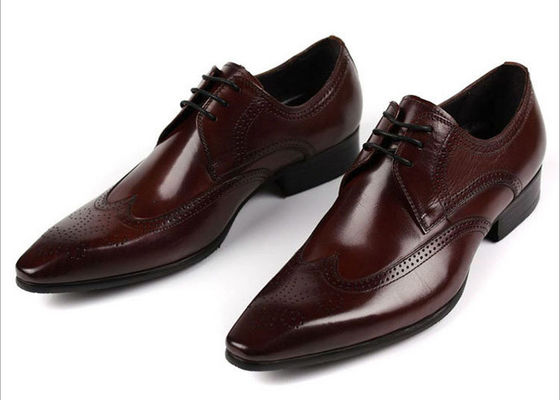 OEM Custom Klasik Pria Brogue Sepatu Hitam / Brown Kopi Ukiran Bunga Oxford Sepatu