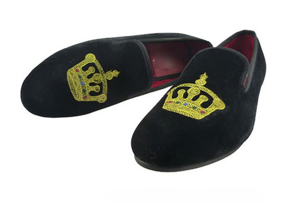 Motif Pria Summer Loafers, Slip On Crown bordir Pria Velvet Slippers