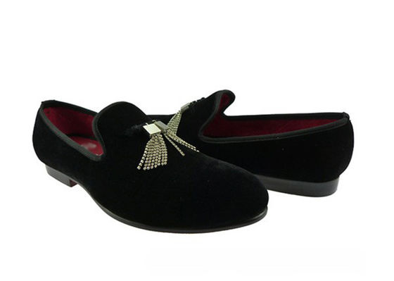 Custom Broded Pria Velvet Loafers Slip On Pria Mengemudi Moccasins