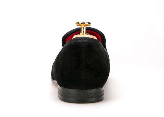 Casual Slipper Mens Velvet Loafers Dengan Dekorasi Bordir Tengkorak Khusus