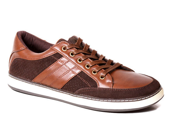 Brown klasik pria sepatu ketsis, ODM pria kulit asli sepatu kasual