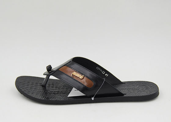 Sepatu Pria Kulit Bernapas Nyaman Sepatu Flip Flop Hitam Untuk Rumah