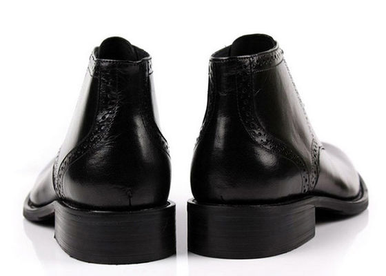 Full Grain Kulit Pria Sepatu Tulang Sepatu Round Toe Brown / Hitam Gaya Tentara Sepatu