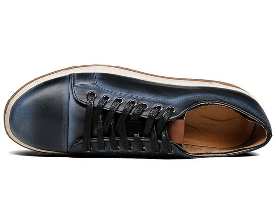 Kulit Round Toe Pria Tali Up Sneakers Fashion Pria Skateboard Sepatu