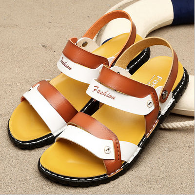 Pria mewah Summer Slip On Sandal, Sandal kulit buatan tangan khusus