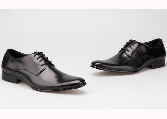 Kulit sapi atas renda sepatu Derby, tumit datar lembut pria hitam formal sepatu