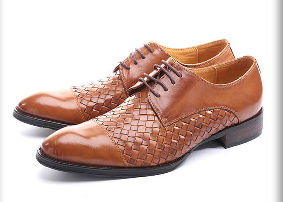 Pesta / Pernikahan Pria Pakaian Formal Sepatu Round Toe Pria Brown Derby Sepatu