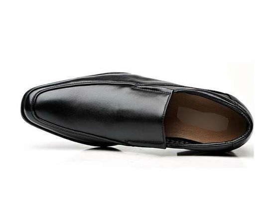 Slip on Loafers Hitam Ketahanan Pria Casual Dress Shoes Untuk Acara Formal