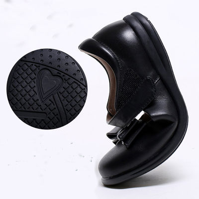 Sepatu sekolah kulit paten Unisex Flat Heel dengan tali Sol karet