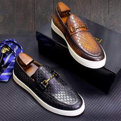Semua Musim Pria Slip On Sneakers Kulit Asli Flat Boat Shoes Untuk Liburan