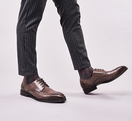 Men Handmade Hitam Patent Kulit Sepatu Square Toe Bergaris Pria Sepatu Pernikahan