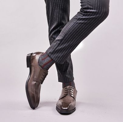 Men Handmade Hitam Patent Kulit Sepatu Square Toe Bergaris Pria Sepatu Pernikahan