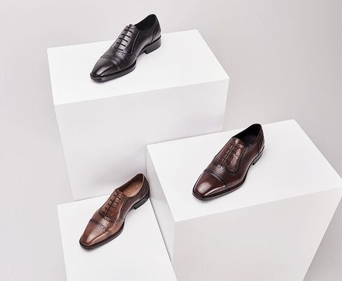 Men Lace Up Men Pointed Toe Dress Shoes Autumn Men Brown Brogue Shoes Untuk Pernikahan