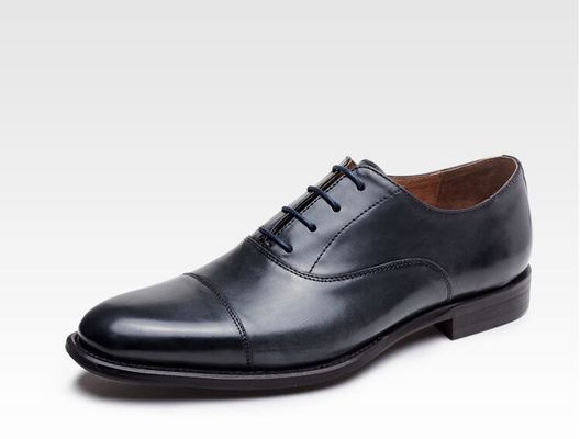 Bisnis / Pernikahan Pakaian Pria Sepatu Bullock Kulit Asli Dasi Up Brogues
