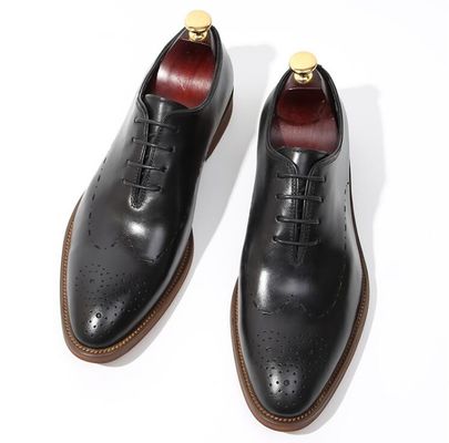 Handmade Patent Wedding Men Leather Dress Shoes Oxford Style Dengan Garis Hitam
