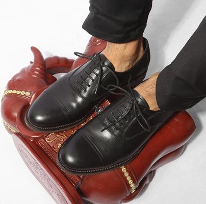 Sepatu Pria Kulit Asli Dengan Desain Jempol yang Nyaman