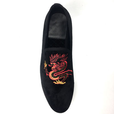 Slip On Pria Suede Hitam Tassel Loafers Dengan Kulit Merah