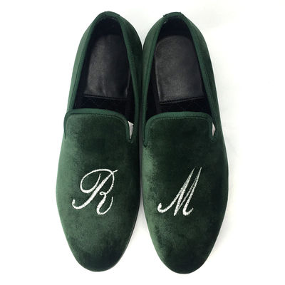 Men Luxury Green Velvet Loafers buatan tangan Velvet Slip On Loafers