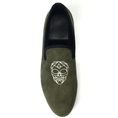 Leisure Cahaya Hijau Pria Velvet Loafers / Pria Prince Albert Slippers