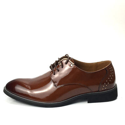 Kulit sapi Pria Kulit Klasik Sepatu renda Up Durable Dress Sepatu dengan nit