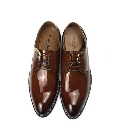 Kulit sapi Pria Kulit Klasik Sepatu renda Up Durable Dress Sepatu dengan nit