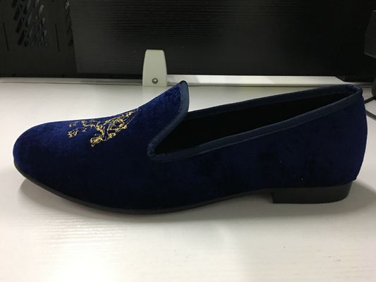 Pria tahan lama Velvet Loafers Round Toe Pria Biru Suede Slip On Shoes