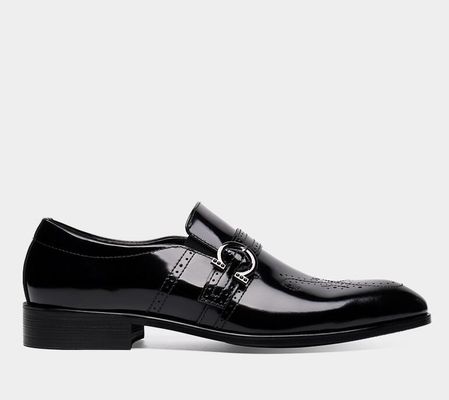 Sepatu pria yang nyaman dan buatan tangan Sepatu pria bertali hitam