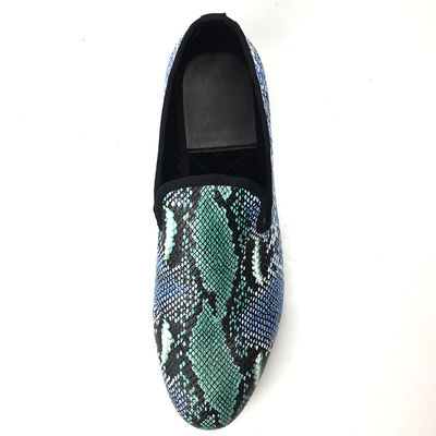 Desain Elegan Snakeskin Pria Loafers Pakai tahan Pria Kulit Sepatu mengemudi