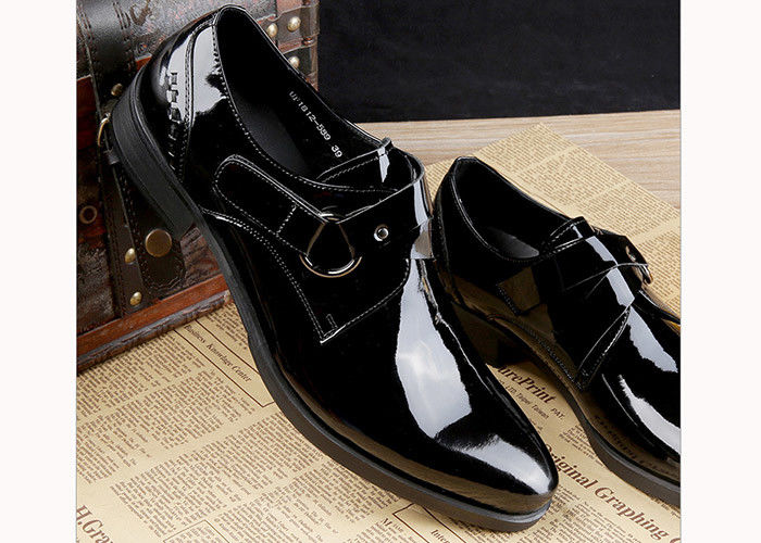 Pria Hitam Menyinari Pakaian Formal Sepatu Kulit Patent Gaya Oxford Dengan Logo Tercetak