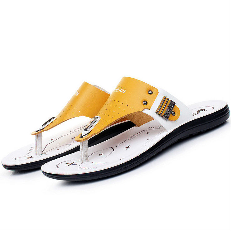 Sandal kulit asli pria outdoor buatan tangan Round Toe Pria Pantai Flip Flops