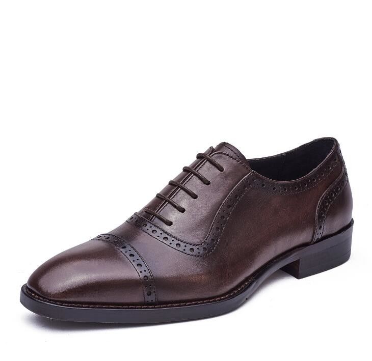 Men Lace Up Men Pointed Toe Dress Shoes Autumn Men Brown Brogue Shoes Untuk Pernikahan