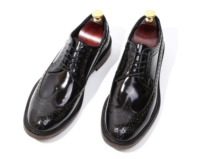 Merek Italia Pria Sepatu Kulit Flat Sepatu Hitam Slip On Sepatu Pakaian