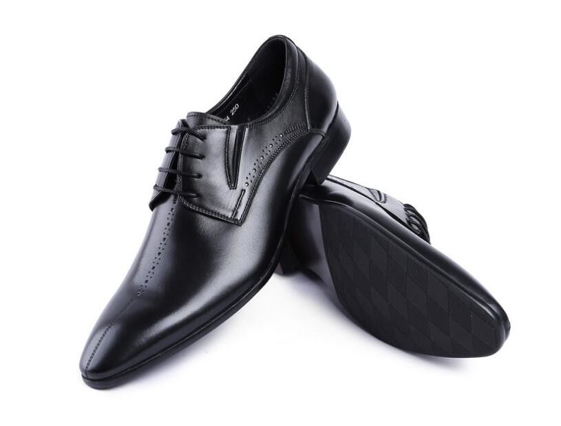 Brand Wingtip Oxford Men Luxury Kulit Sepatu Pakaian, Ukiran Kulit Asli Sepatu
