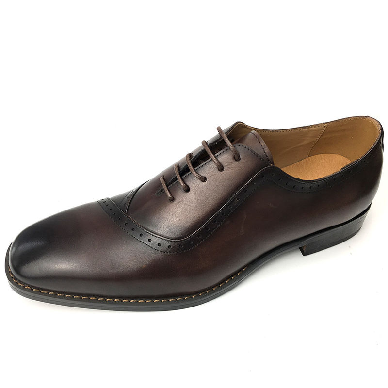Sepatu Pria Gaya Inggris Berujung / Sepatu Ringan Casual Warna Brown